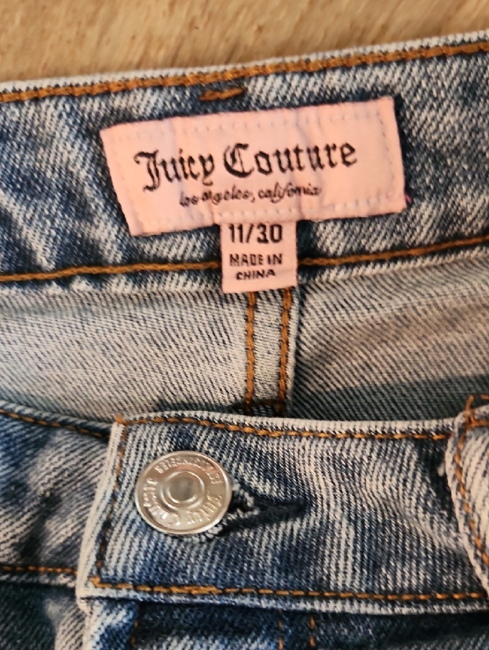Juicy Couture Baggie Denim Cargo Jeans Juicy Back Logo Wide Leg Y2K Women 28x32 - Picture 2 of 9